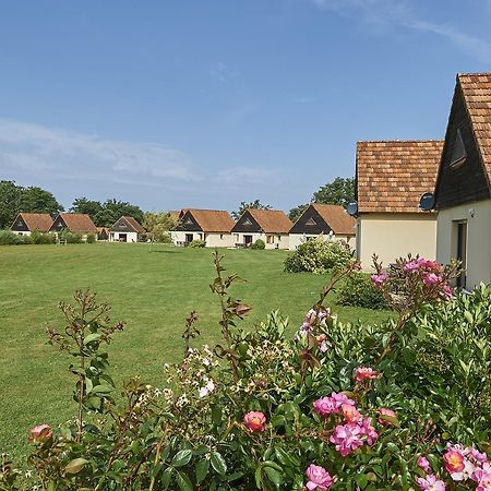 Hotel Le Lac Bleu Lacapelle-Marival Exteriér fotografie