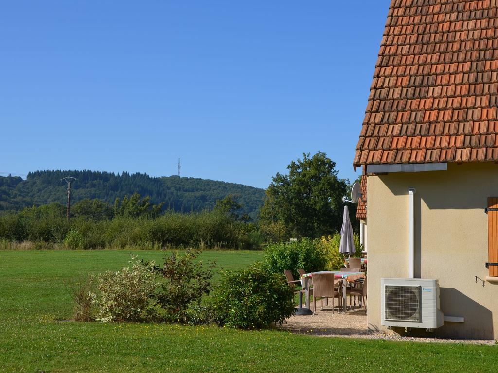 Hotel Le Lac Bleu Lacapelle-Marival Exteriér fotografie