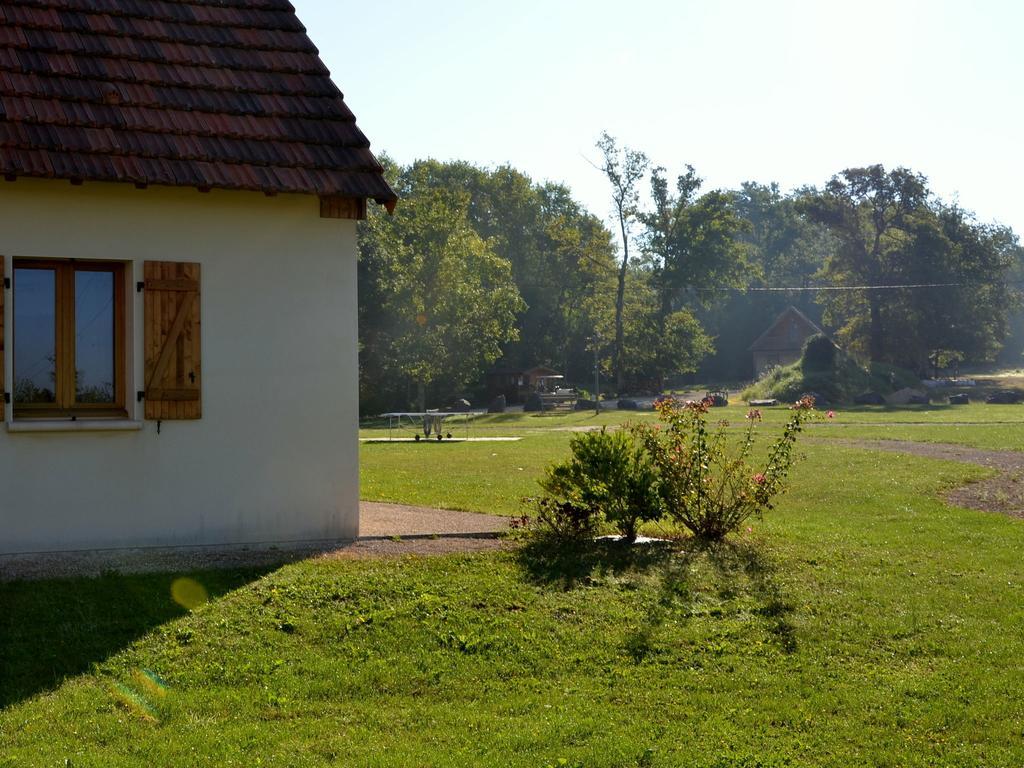 Hotel Le Lac Bleu Lacapelle-Marival Exteriér fotografie