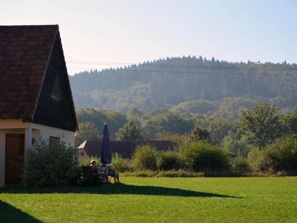 Hotel Le Lac Bleu Lacapelle-Marival Exteriér fotografie